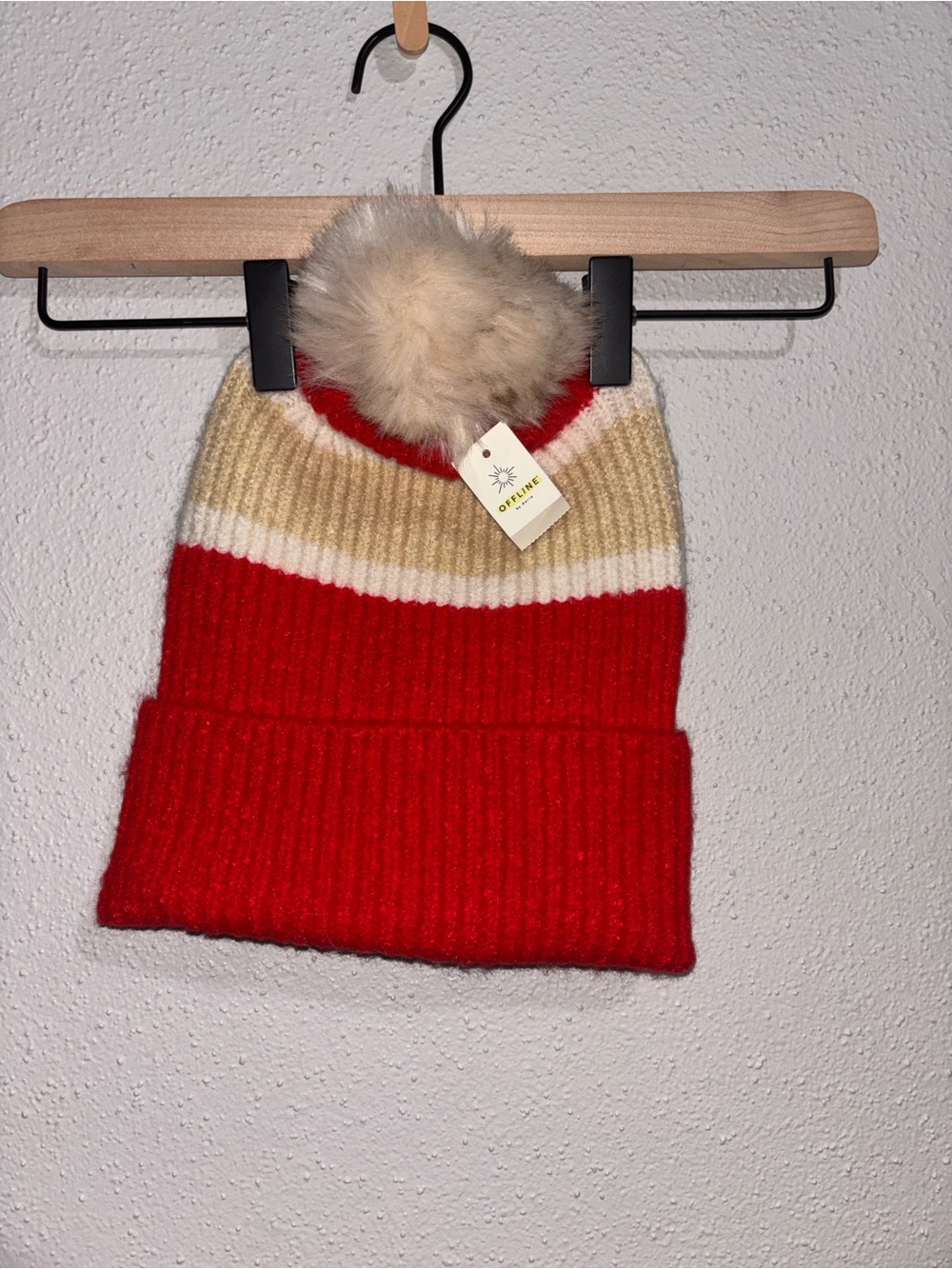 OFFLINE by Aerie - NWT Knit pom beanie (One Size)